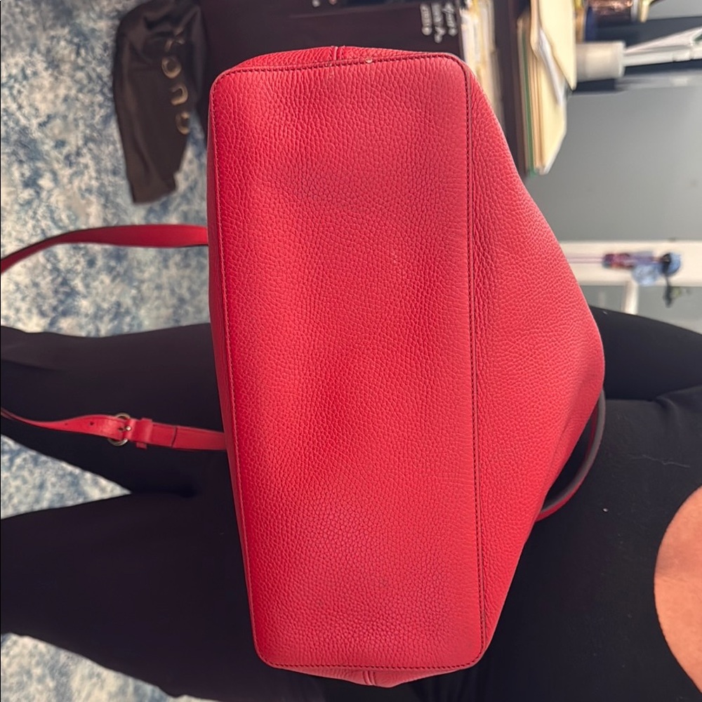 Gucci Red Soho Leather Hobo Bag - Picture 8 of 16